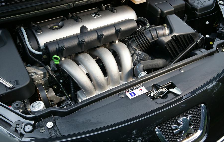  Peugeot 307 2001 года  (фото 10 из 31)